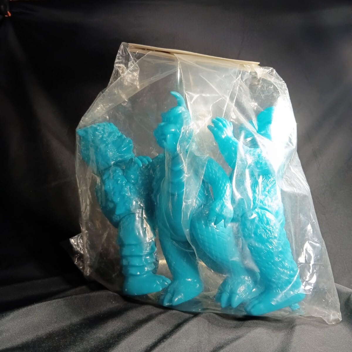 Amazon.co.jp: ブルマァク 復刻版 怪獣 ソフビ ウルトラQ らくがき